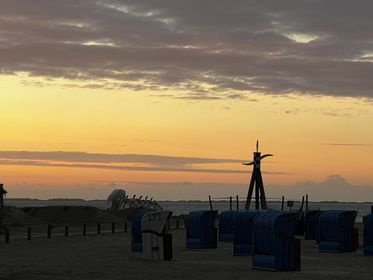 Sonnenuntergang am Strand Neßmersiel